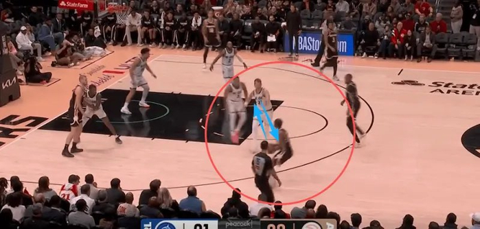 亚历山大-沃克加盟老鹰数据飙升领跑进步榜单