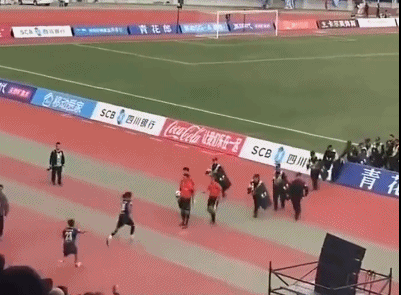 日火瓦体暴力行为引全国禁赛 中国足协强化社会