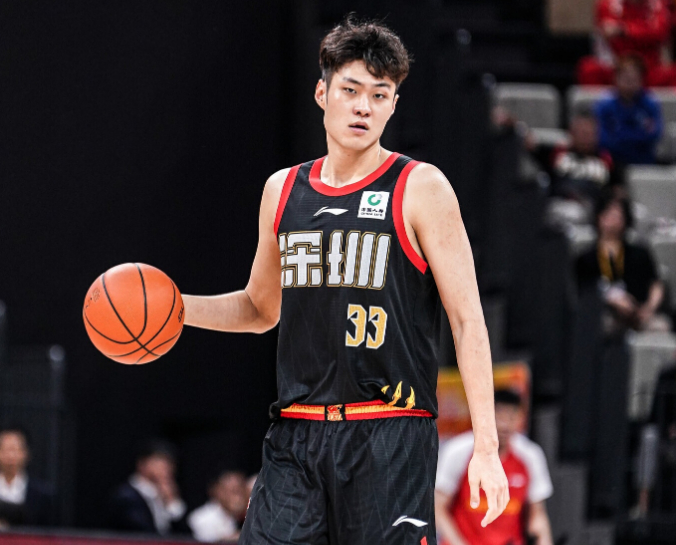 王浩然生涯首秀30+率队狂胜 广厦7连胜终结深圳豪