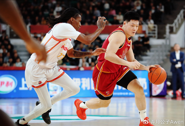 张宁顶薪后状态下滑成山西男篮滑坡主因